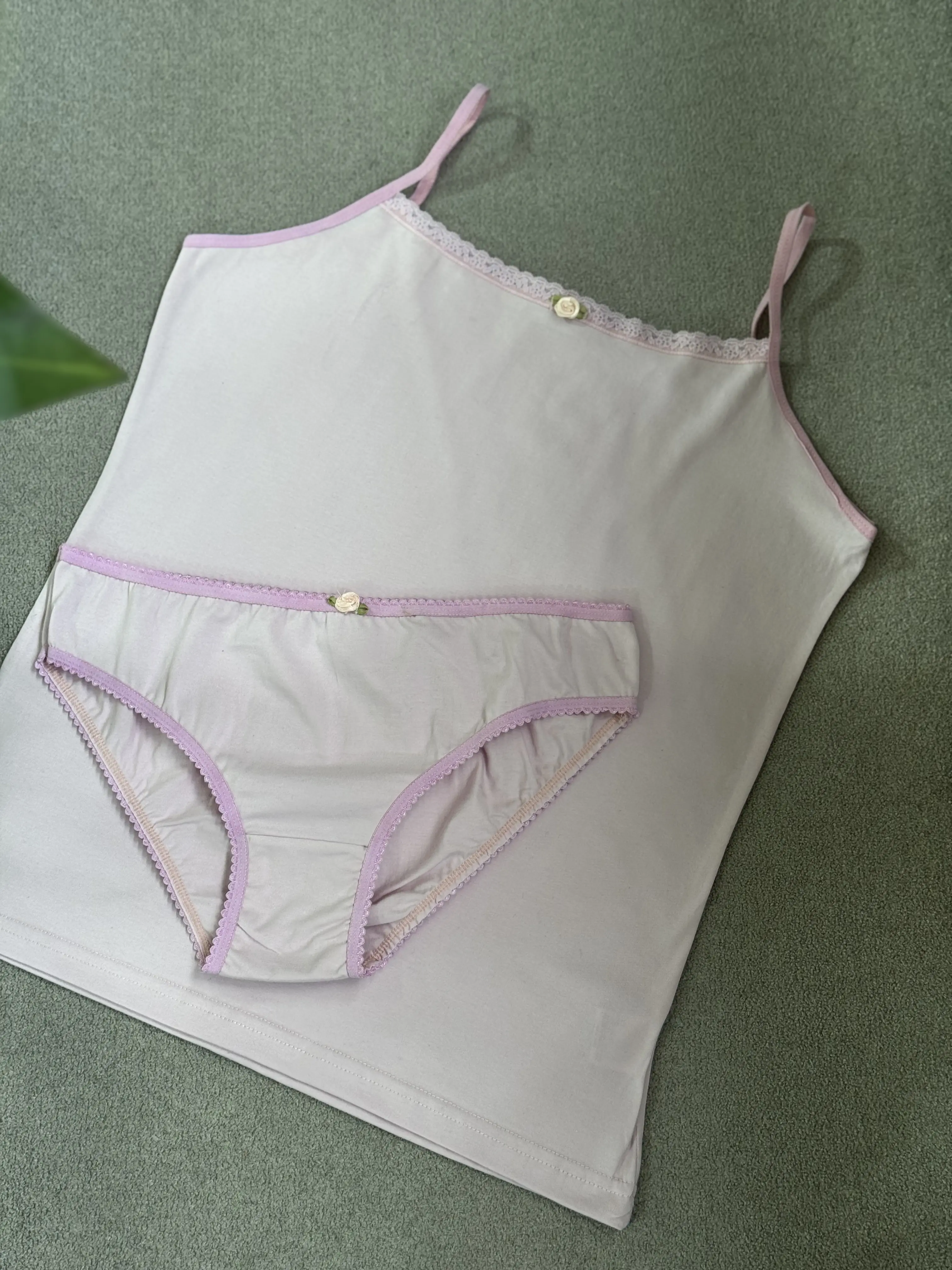 ست تاپ و شورتک زنانه آیسو سدنا